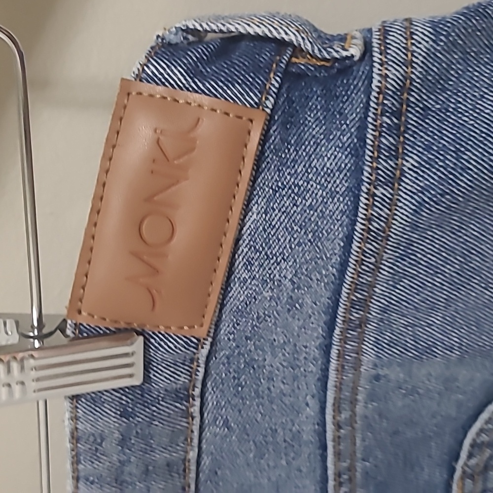 MONKI - Two-Tone Denim Jeans - Picture 4 of 6